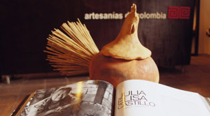 Libro "Maestros del Arte Popular Colombiano"