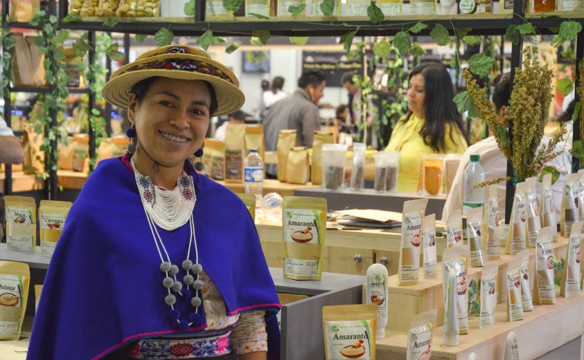 Janeth Liliana Calambas, artesana partícipe del proyecto #EconomíasPropias Gastronomía en Expoartesanías 2018