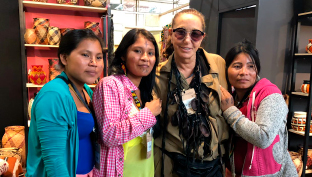 Recorrido de Donna Karan en Expoartesano 2019