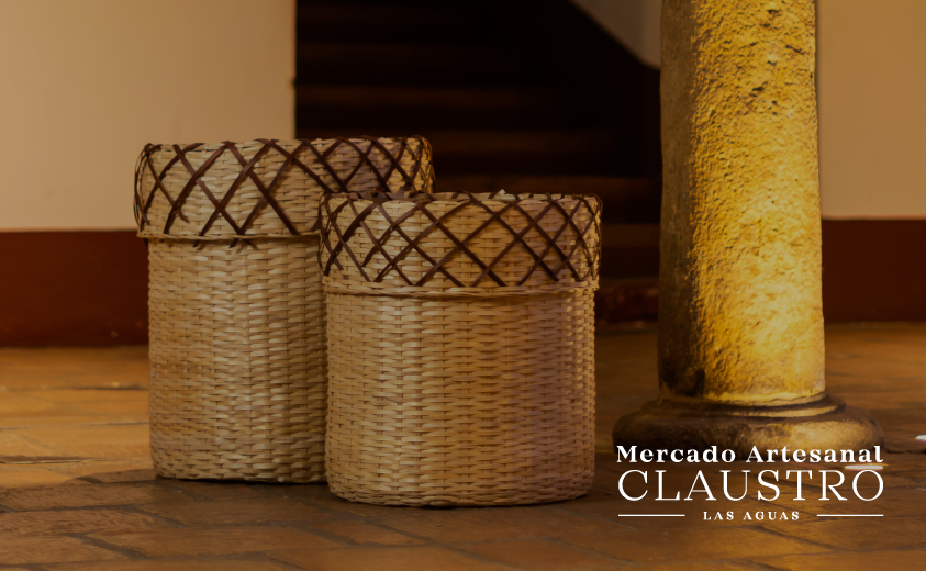 Mercado Artesanal de El Claustro Mercado Artesanal en el Claustro de Las Aguas