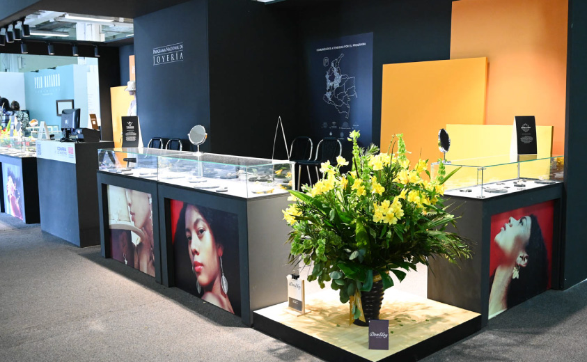 Foto del stand del Programa Nacional de Joyería