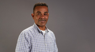 Artesano Edio Miguel Barrios