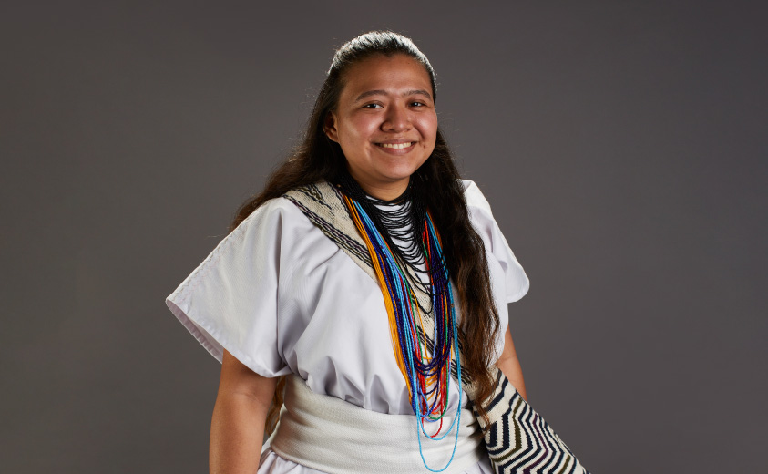 Foto de la artesana Juney Leonor Torres