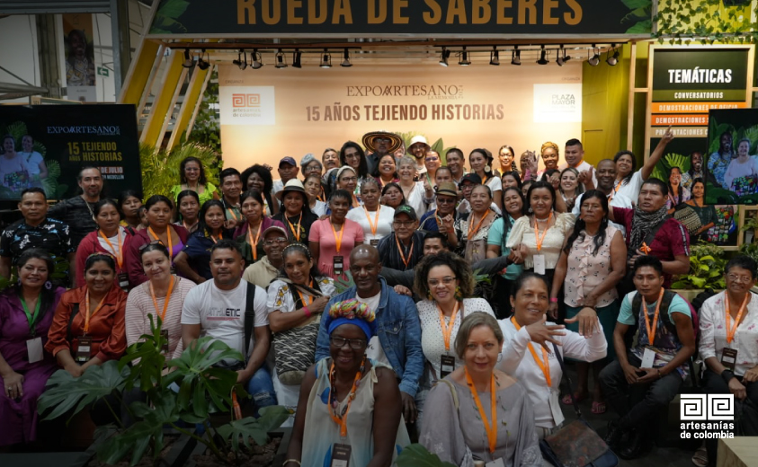 Artesanos étnicos productivos para la paz Artesanos étnicos productivos para la paz
