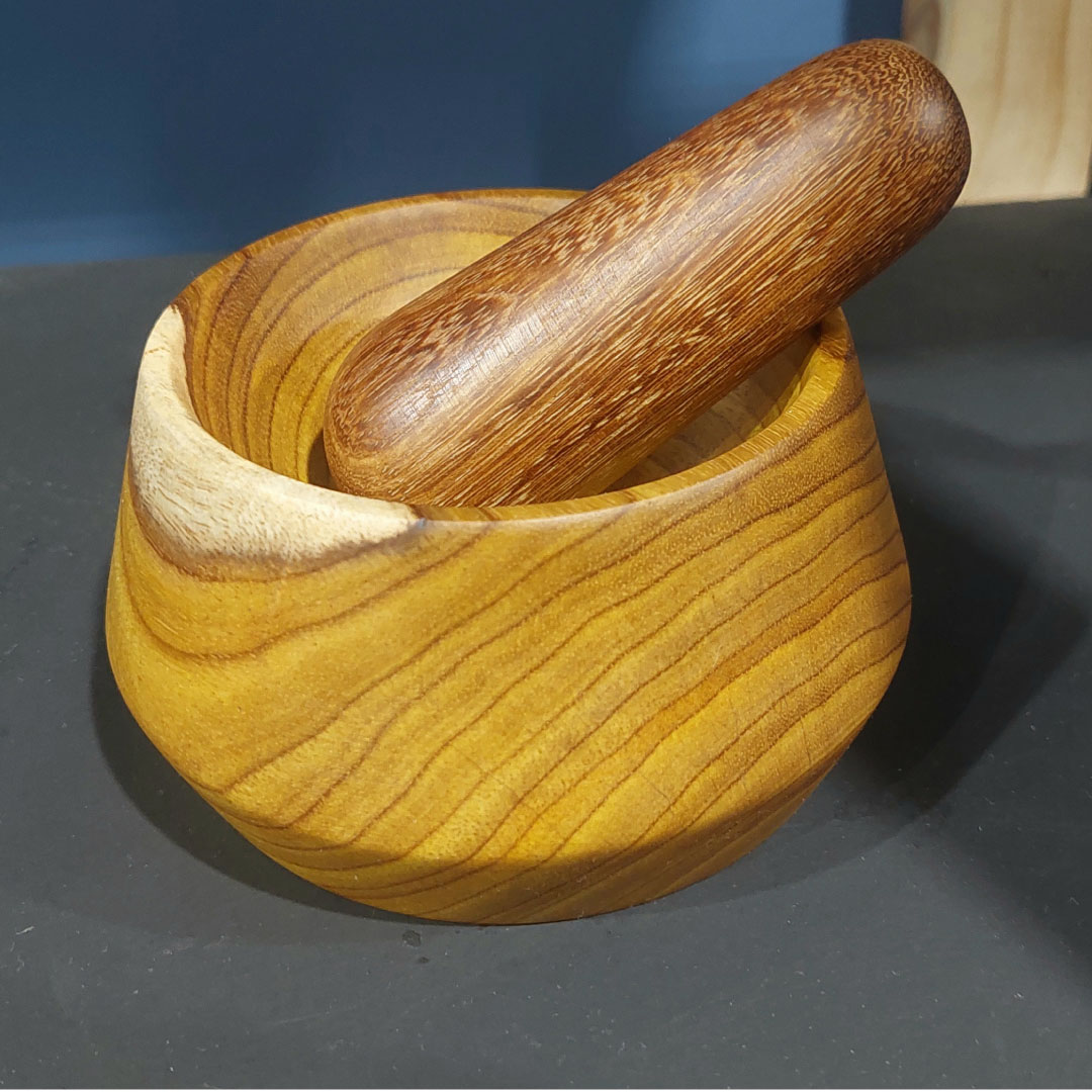 12 CM diametro por 6CM de alto,